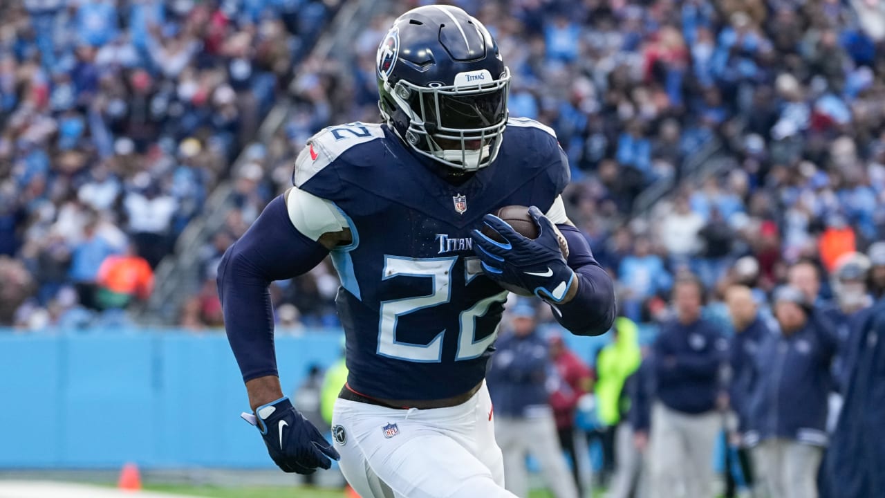 Derrick Henry.jpg